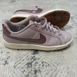 Nike Court Royale Women's Leather Particle Pink Rose Shoes 749867-600 Size 8.5